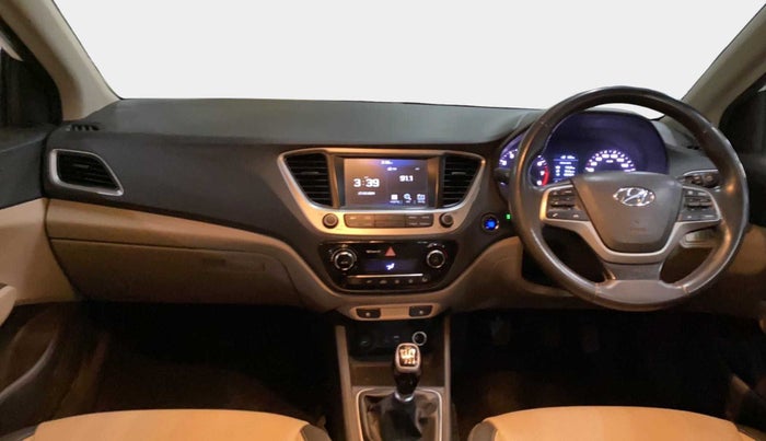 2018 Hyundai Verna 1.6 VTVT SX O, CNG, Manual, 83,350 km, Dashboard