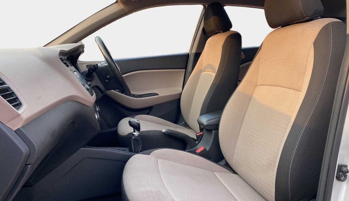 2016 Hyundai Elite i20 ASTA 1.2, Petrol, Manual, 52,988 km, Right Side Front Door Cabin