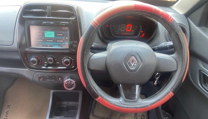 2016 Renault Kwid RXT 1.0 AMT, Petrol, Automatic, 44,882 km, Steering Wheel Close Up