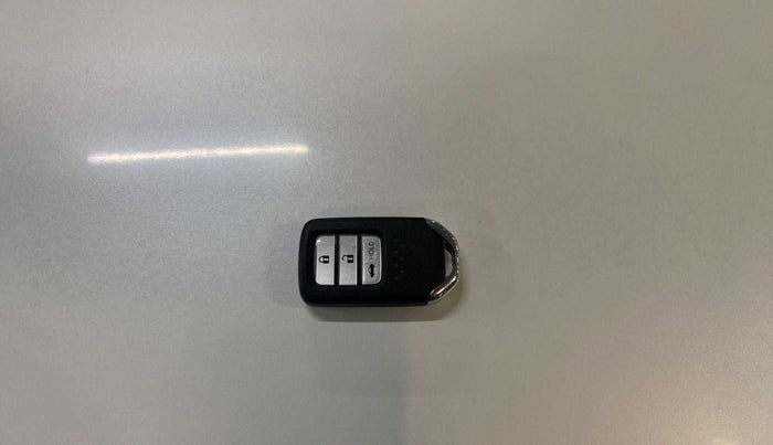 2019 Honda Amaze 1.2L I-VTEC VX CVT, Petrol, Automatic, 72,555 km, Key Close Up