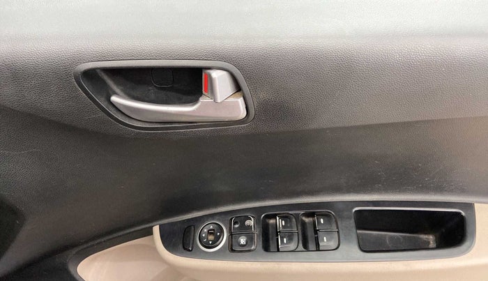 2016 Hyundai Grand i10 ASTA (O) 1.2 KAPPA VTVT, CNG, Manual, 69,965 km, Driver Side Door Panels Control