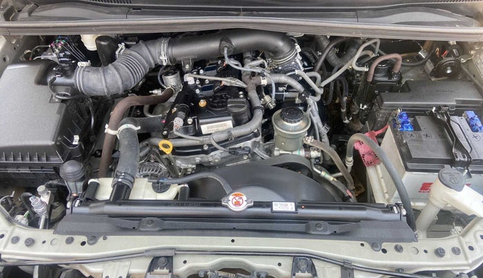 2022 Toyota Innova Crysta 2.7 GX 7 STR MT, Petrol, Manual, 21,693 km, Open Bonet