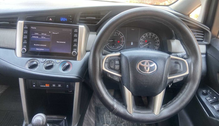 2022 Toyota Innova Crysta 2.7 GX 7 STR MT, Petrol, Manual, 21,693 km, Steering Wheel Close Up