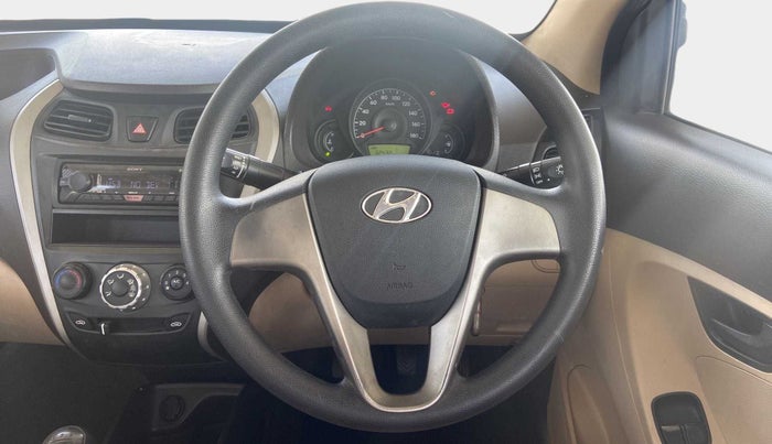 2017 Hyundai Eon ERA PLUS (O), Petrol, Manual, 32,420 km, Steering Wheel Close Up