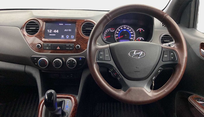 2017 Hyundai Grand i10 SPORTZ (O) AT 1.2 KAPPA VTVT, Petrol, Automatic, 52,543 km, Steering Wheel Close Up