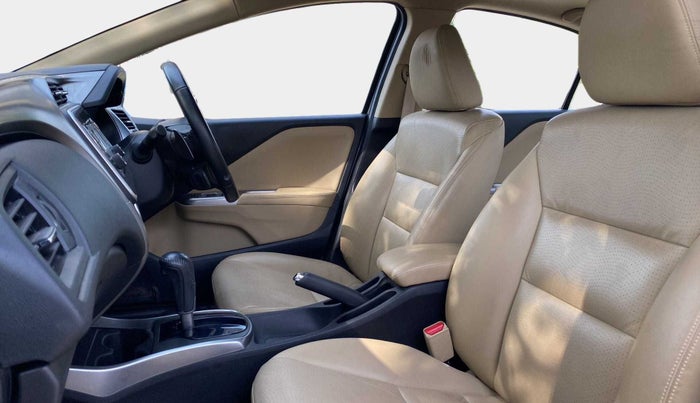 2015 Honda City 1.5L I-VTEC VX CVT, Petrol, Automatic, 30,852 km, Right Side Front Door Cabin