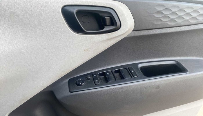 2021 Hyundai GRAND I10 NIOS MAGNA 1.2 KAPPA VTVT, Petrol, Manual, 40,933 km, Driver Side Door Panels Control