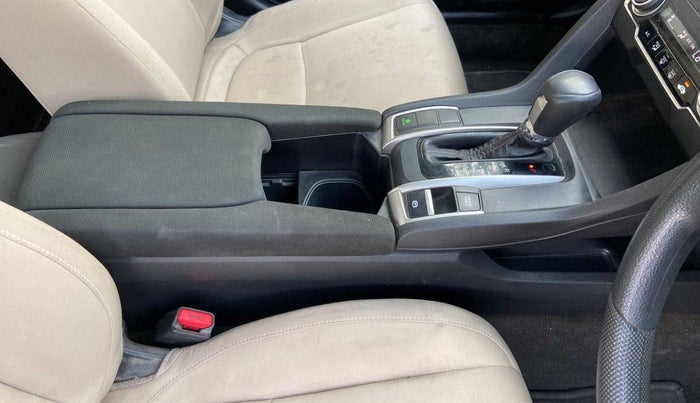 2019 Honda Civic 1.8L I-VTEC V CVT, Petrol, Automatic, 69,339 km, Gear Lever