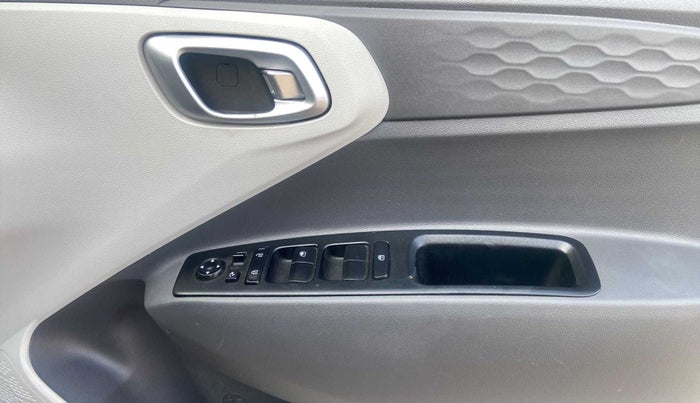 2021 Hyundai GRAND I10 NIOS ASTA AMT 1.2 KAPPA VTVT, Petrol, Automatic, 8,190 km, Driver Side Door Panels Control