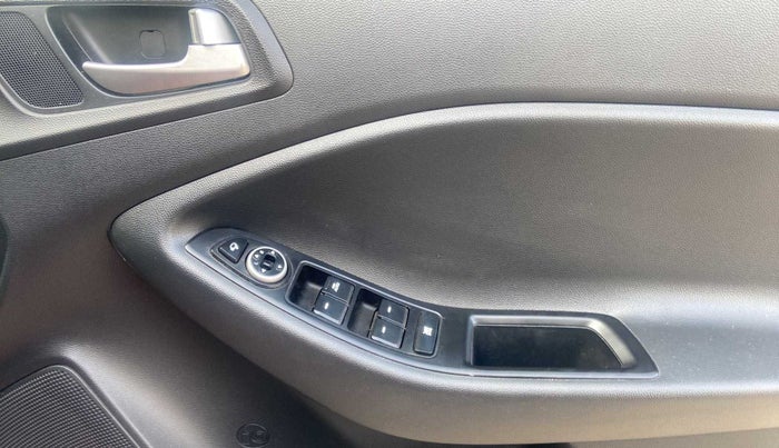 2019 Hyundai i20 Active 1.2 SX, Petrol, Manual, 22,571 km, Driver Side Door Panels Control