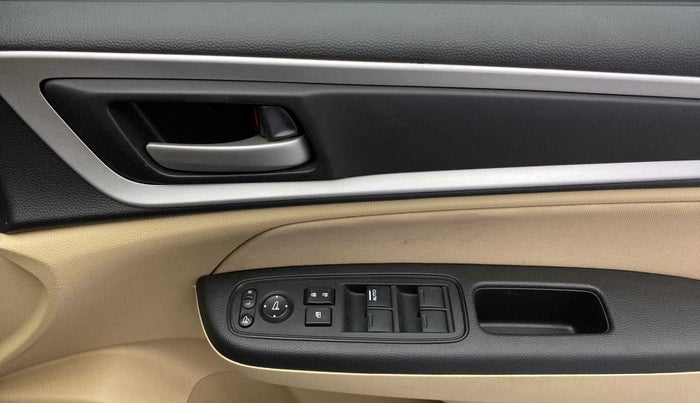 2022 Honda Amaze 1.2L I-VTEC VX, Petrol, Manual, 13,380 km, Driver Side Door Panels Control