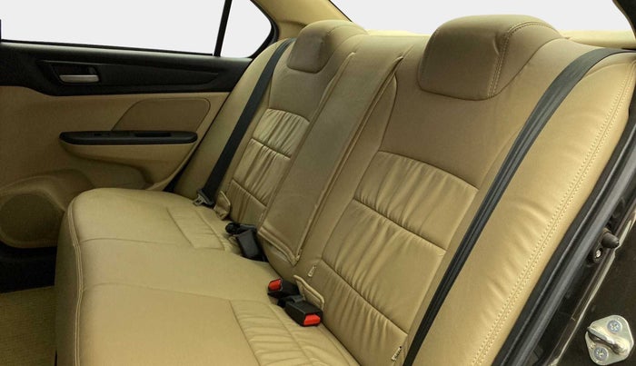 2022 Honda Amaze 1.2L I-VTEC VX, Petrol, Manual, 13,380 km, Right Side Rear Door Cabin