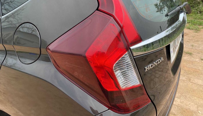2018 Honda Jazz 1.2L I-VTEC V CVT, Petrol, Automatic, 31,030 km, Left tail light - Minor scratches