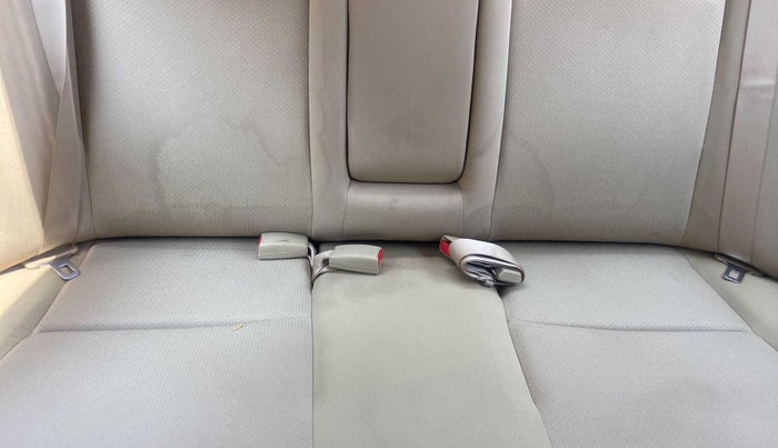 2018 Honda Amaze 1.2L I-VTEC VX CVT, Petrol, Automatic, 18,466 km, Second-row left seat - Cover slightly stained