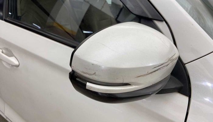 2020 Honda Amaze 1.2L I-VTEC S, Petrol, Manual, 52,036 km, Right rear-view mirror - Cover has minor damage