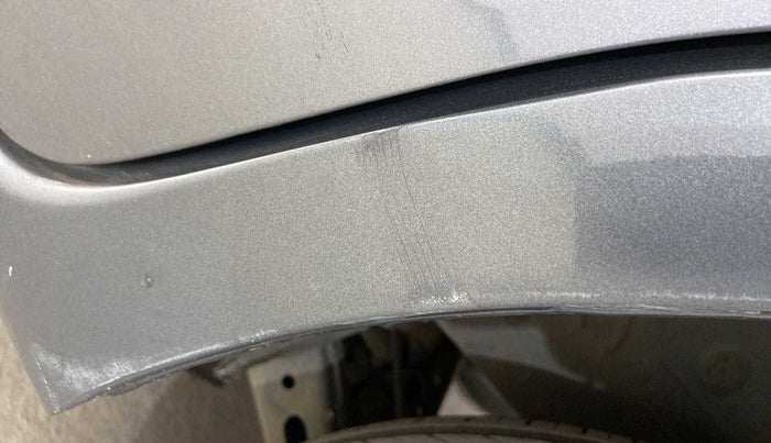 2016 Toyota Etios Liva G, Petrol, Manual, 19,815 km, Left quarter panel - Minor scratches