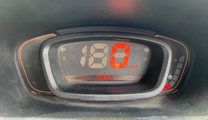 2018 Renault Kwid RXT 1.0, Petrol, Manual, 70,875 km, Odometer Image