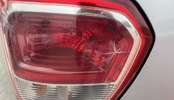 2015 Hyundai Xcent S 1.2, Petrol, Manual, 60,229 km, Left tail light - Minor damage
