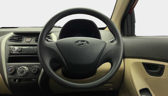 2018 Hyundai Eon ERA +, Petrol, Manual, 10,376 km, Steering Wheel Close Up