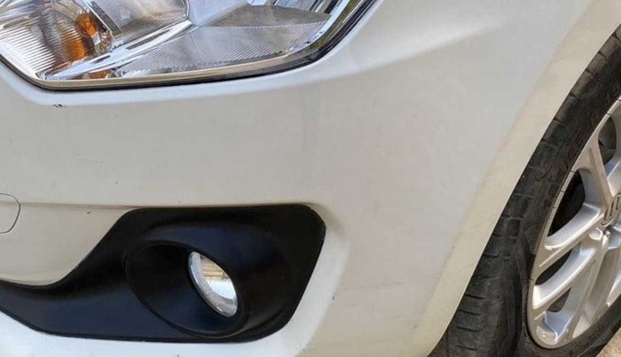 2018 Maruti Swift ZXI, Petrol, Manual, 43,302 km, Front bumper - Minor scratches