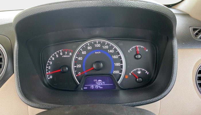 2017 Hyundai Grand i10 SPORTZ (O) 1.2 KAPPA VTVT, Petrol, Manual, 19,137 km, Odometer Image
