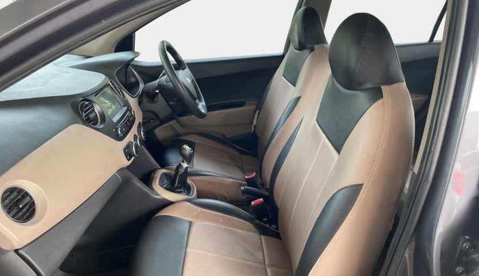 2017 Hyundai Grand i10 SPORTZ (O) 1.2 KAPPA VTVT, Petrol, Manual, 19,137 km, Right Side Front Door Cabin