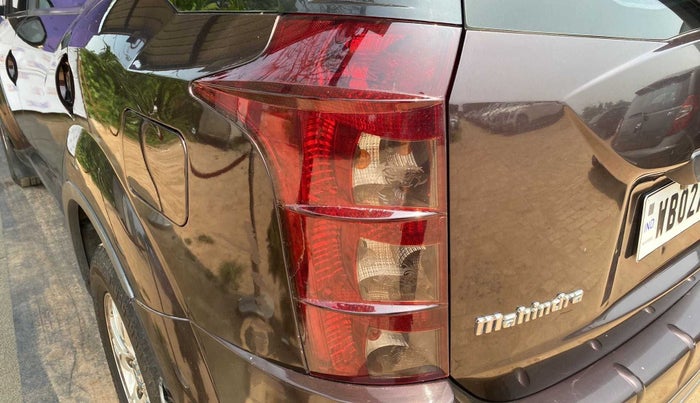 2012 Mahindra XUV500 W8, Diesel, Manual, 47,820 km, Left tail light - < 2 inches,no. = 2