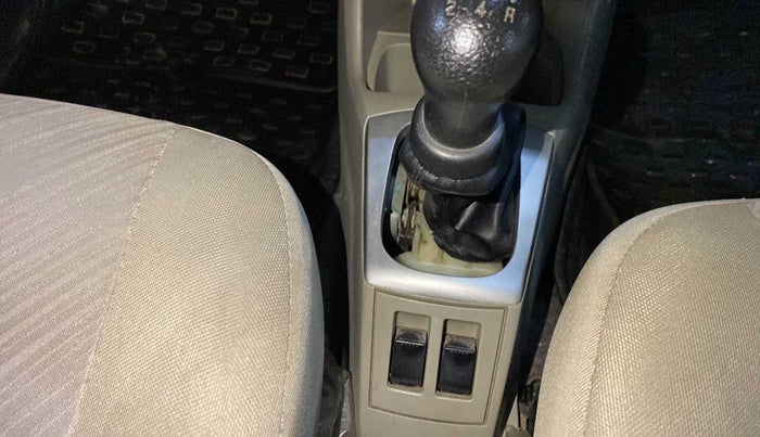 2018 Maruti Alto K10 VXI, Petrol, Manual, 87,924 km, Gear lever - Boot cover slightly torn