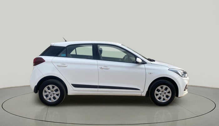 2019 Hyundai Elite i20 MAGNA PLUS 1.2, Petrol, Manual, 18,897 km, Right Side