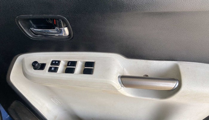 2018 Maruti IGNIS ZETA 1.2 AMT, Petrol, Automatic, 1,07,306 km, Driver Side Door Panels Control