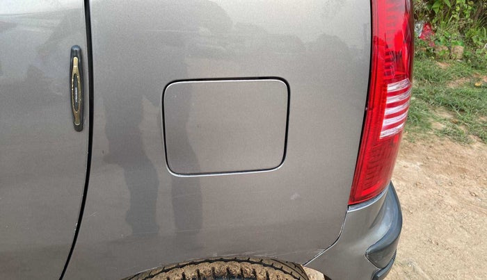 2012 Hyundai Santro Xing GLS, Petrol, Manual, 93,815 km, Left quarter panel - Minor scratches