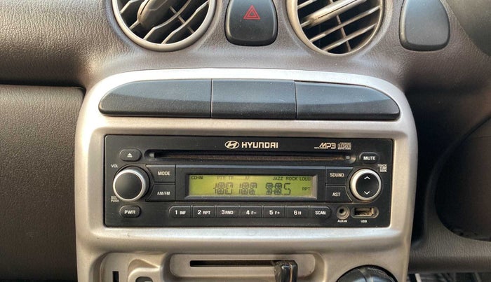 2012 Hyundai Santro Xing GLS, Petrol, Manual, 93,815 km, Infotainment system - Dispalyhas spot on screen