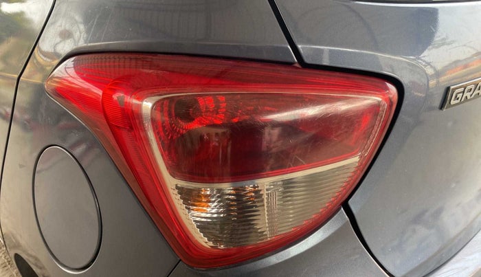 2017 Hyundai Grand i10 SPORTZ 1.2 KAPPA VTVT, Petrol, Manual, 22,688 km, Left tail light - Minor scratches