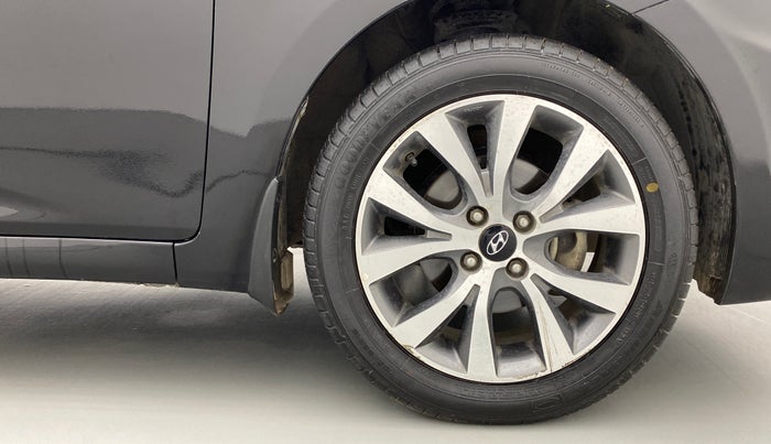2014 Hyundai Verna FLUIDIC 1.6 VTVT SX AT, Petrol, Automatic, 36,649 km, Right Front Wheel