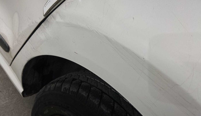 2017 Volkswagen Ameo TRENDLINE 1.2L, Petrol, Manual, 67,731 km, Left quarter panel - Minor scratches
