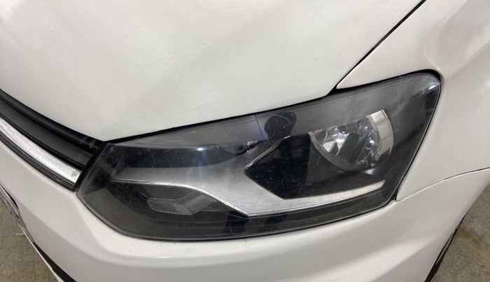 2017 Volkswagen Ameo TRENDLINE 1.2L, Petrol, Manual, 67,731 km, Left headlight - Minor scratches