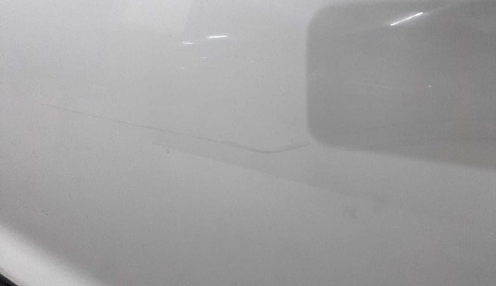 2017 Volkswagen Ameo TRENDLINE 1.2L, Petrol, Manual, 67,731 km, Driver-side door - Minor scratches