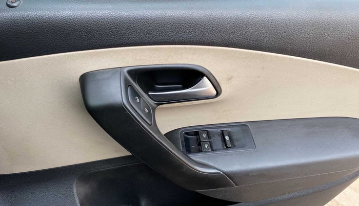 2011 Volkswagen Polo COMFORTLINE 1.2L PETROL, Petrol, Manual, 55,742 km, Driver Side Door Panels Control