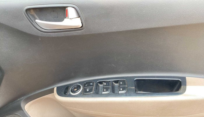 2015 Hyundai Grand i10 SPORTZ 1.2 KAPPA VTVT, Petrol, Manual, 87,658 km, Driver Side Door Panels Control