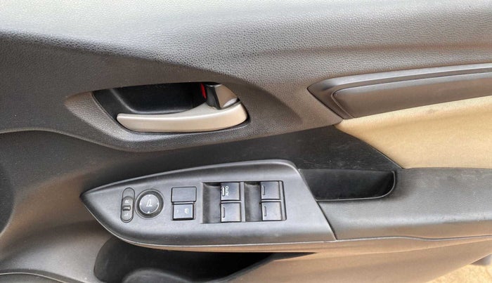 2016 Honda Jazz 1.2L I-VTEC SV, Petrol, Manual, 49,359 km, Driver Side Door Panels Control