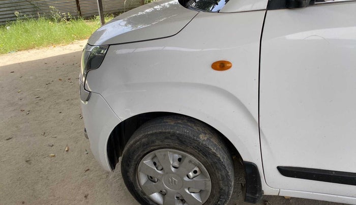 2020 Maruti New Wagon-R LXI CNG 1.0, CNG, Manual, 54,687 km, Left fender - Slightly dented