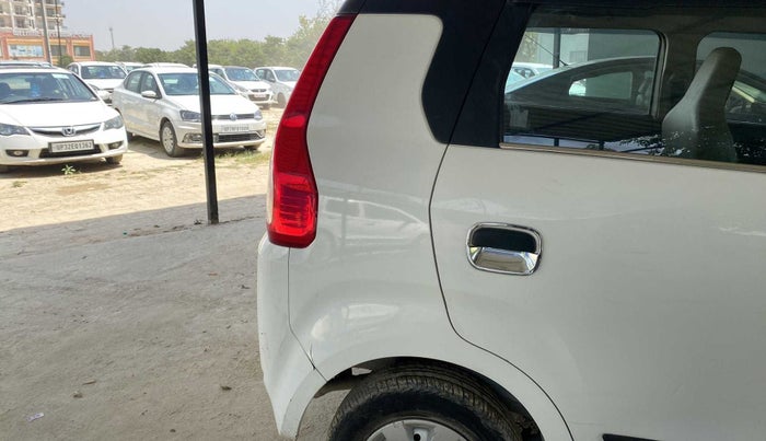 2020 Maruti New Wagon-R LXI CNG 1.0, CNG, Manual, 54,687 km, Right quarter panel - Slightly rusted