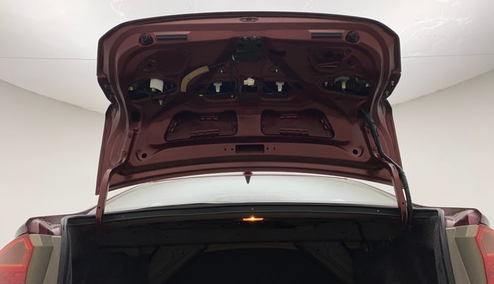 2016 Honda City 1.5L I-VTEC VX (O) MT, Petrol, Manual, 45,819 km, Boot Door Open