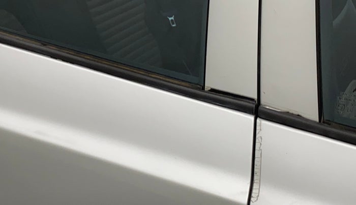 2019 Hyundai Grand i10 ASTA 1.2 KAPPA VTVT, Petrol, Manual, 36,459 km, Right rear door - Weather strip has minor damage