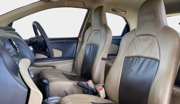 2014 Honda Brio VX AT, Petrol, Automatic, 36,343 km, Right Side Front Door Cabin