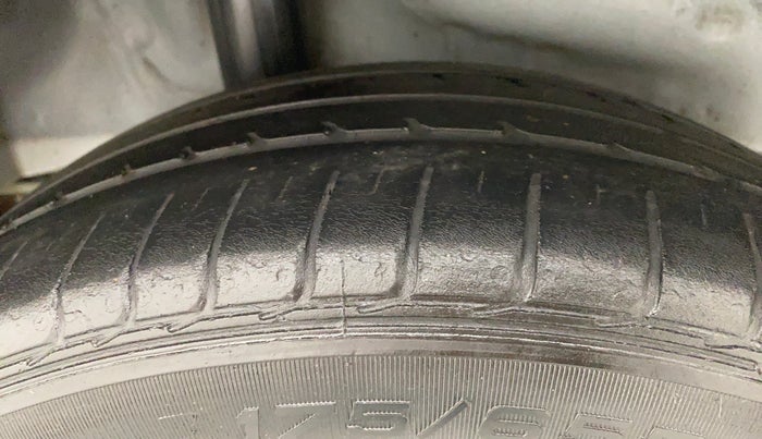 2018 Honda City S MT PETROL, Petrol, Manual, 69,390 km, Right Rear Tyre Tread