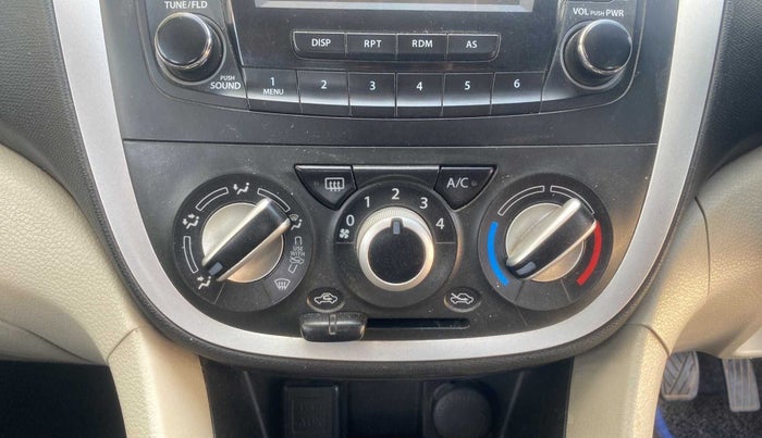 2018 Maruti Celerio ZXI, Petrol, Manual, 74,910 km, AC Unit - Directional switch has minor damage