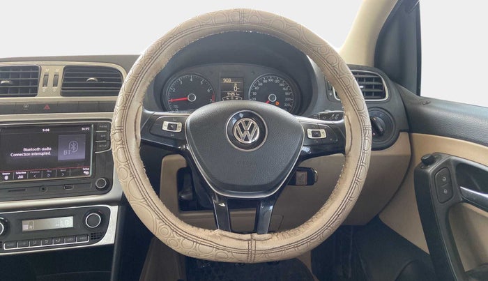 2018 Volkswagen Ameo HIGHLINE1.0L, Petrol, Manual, 54,249 km, Steering Wheel Close Up