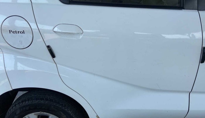 2016 Datsun Redi Go T (O), Petrol, Manual, 50,423 km, Right rear door - Minor scratches
