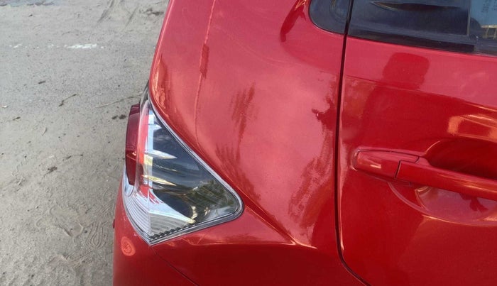 2015 Honda Brio VX AT, Petrol, Automatic, 45,642 km, Right quarter panel - Slightly dented